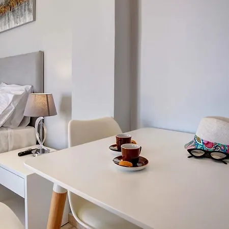 Azure Mare * Άγιος Γεώργιος Πάγων