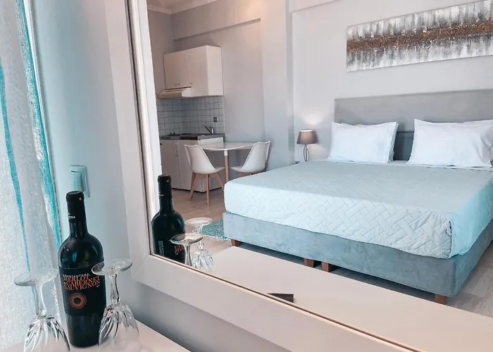 Azure Mare By Nestivo Hospitality *