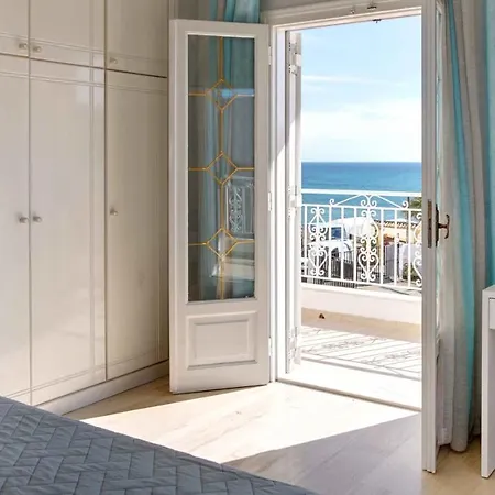 Azure Mare Apartment