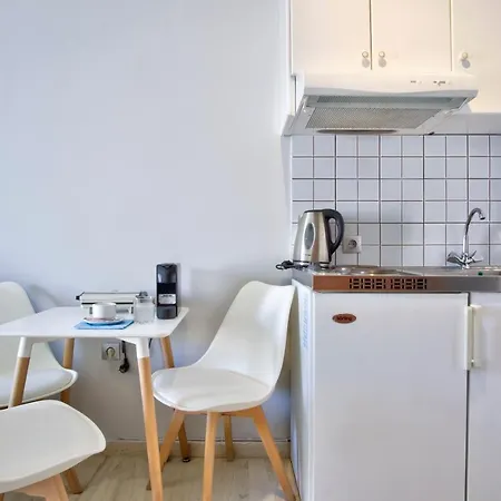 Azure By Hotelius Apartment