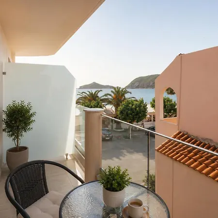 Azure Mare Apartament *