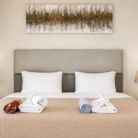 Azure Mare Apartament *