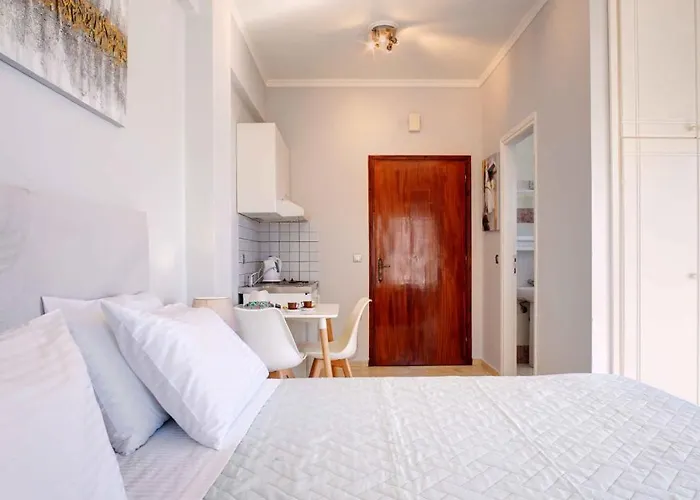 Azure Mare By Nestivo Hospitality Appartement Agios Georgios Pagon