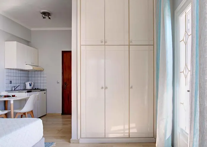 Azure Mare By Nestivo Hospitality Agios Georgios Pagon