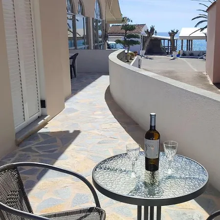 Azure Mare アギオス・ゲオルギオス・パゴン