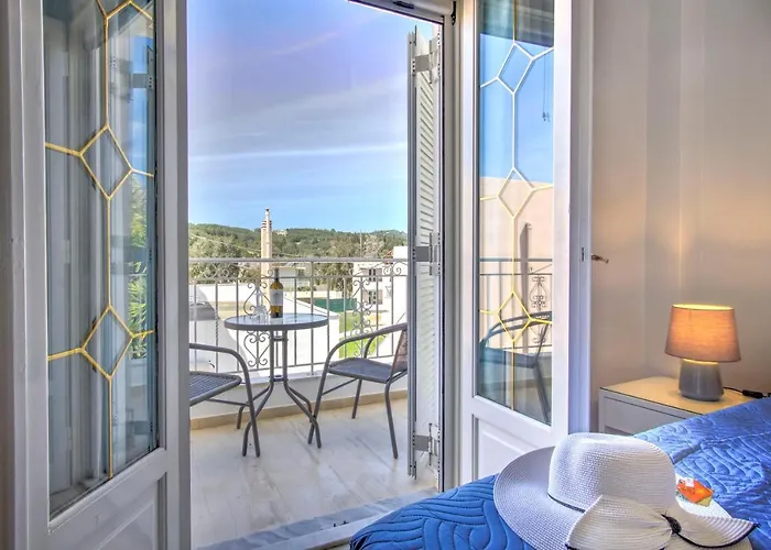 Azure Mare By Nestivo Hospitality * Агиос-Георгиос-Пагон